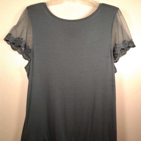 Hillard & Hanson top with sheer detailed short sleeves Size: XL - Picture 6 of 16